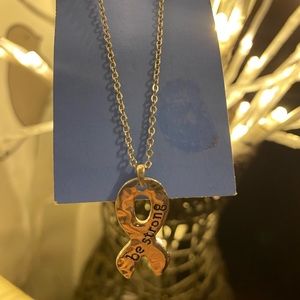 NWOT. “Be Strong” silver necklace